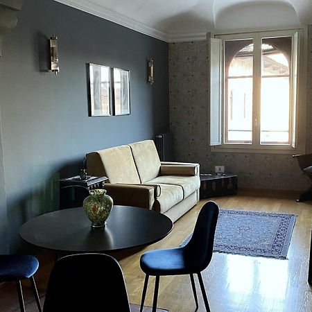 N°30 Charme Apartments Vigevano Exterior foto
